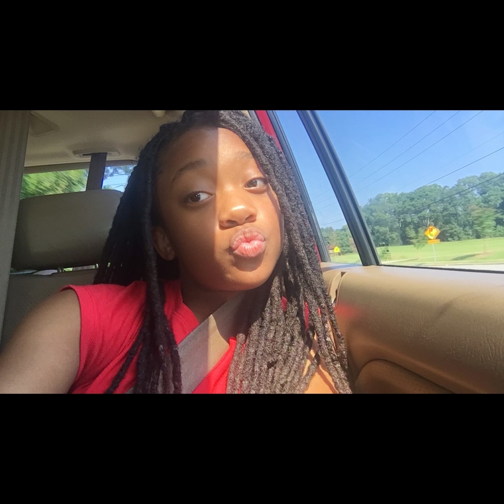 Meet your Posher, Aacisuana